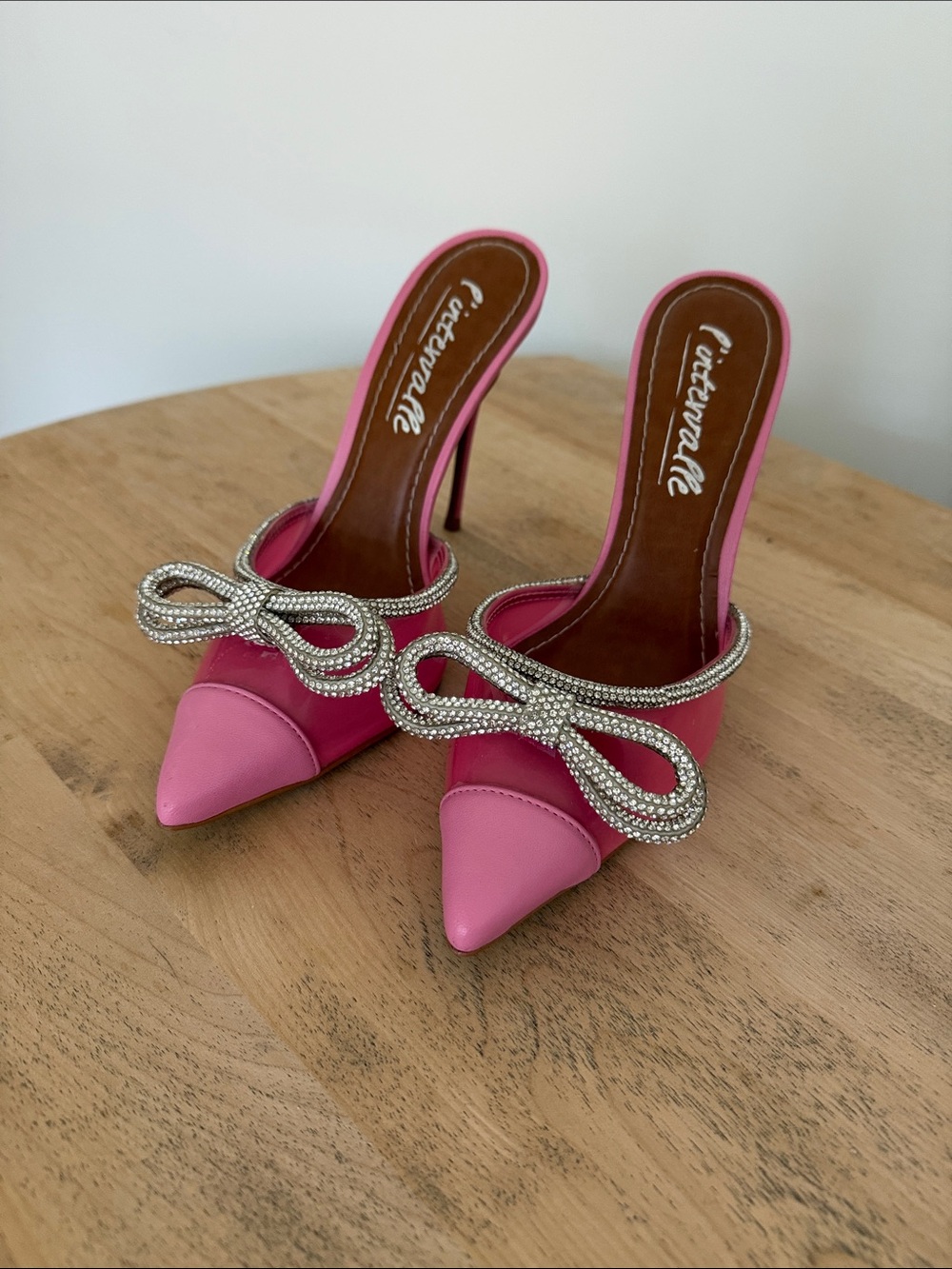 L'INTERVALLE Two-Tone Pink Pointed-Toe Mule Heels with Crystal Bow